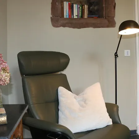 Charmantes Chateau Lichter - Burghaus Villa Liessem