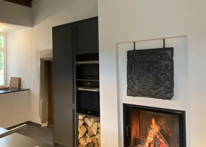 Charmantes Chateau Lichter - Burghaus Villa *