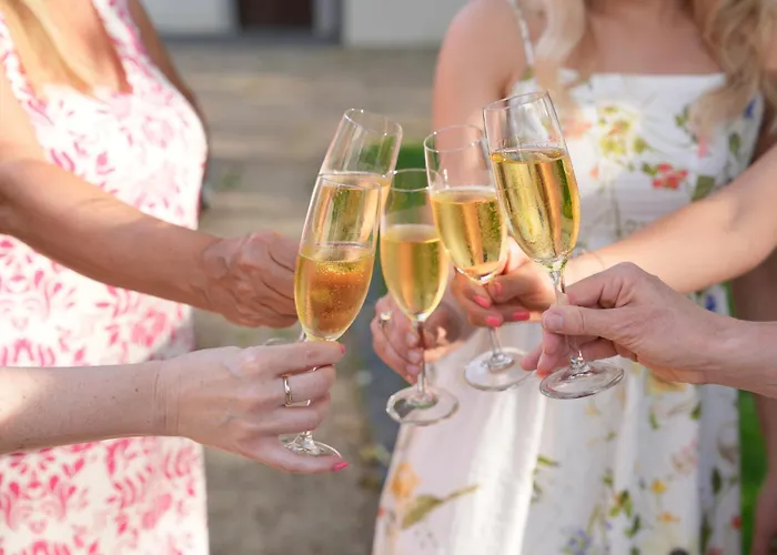 Charmantes Chateau Lichter - Burghaus Villa *