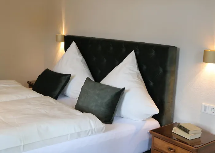 Charmantes Chateau Lichter - Burghaus Villa *