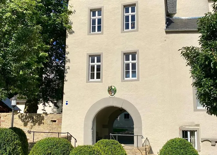 Charmantes Chateau Lichter - Burghaus *